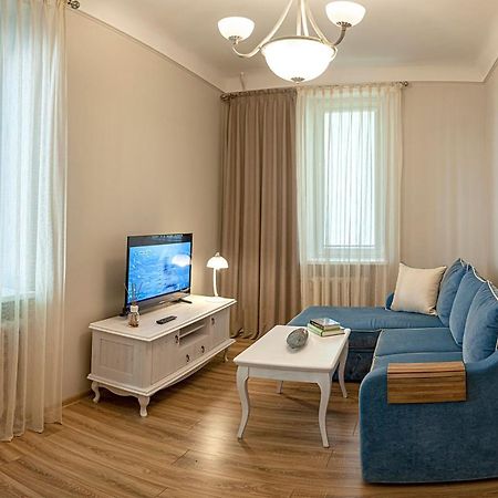 Sauliu Apartamentai ! In The Heart Of Klaipeda Center Exteriör bild