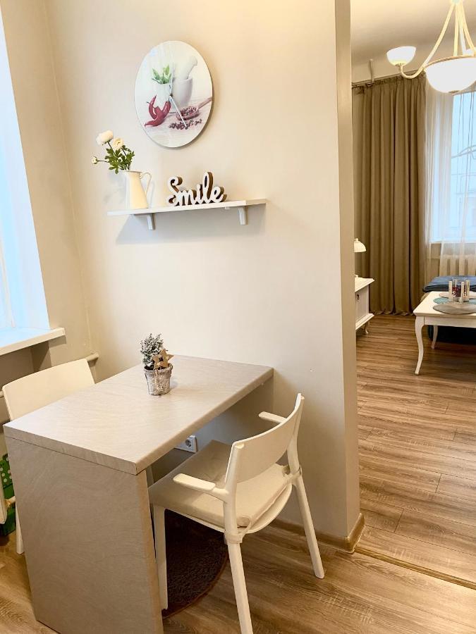 Sauliu Apartamentai ! In The Heart Of Klaipeda Center Exteriör bild